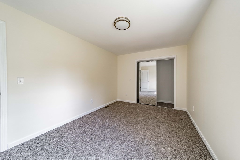 113 Newland Street Springfield, MA 01107 - Photo 9 of 27 Gallery Image 9