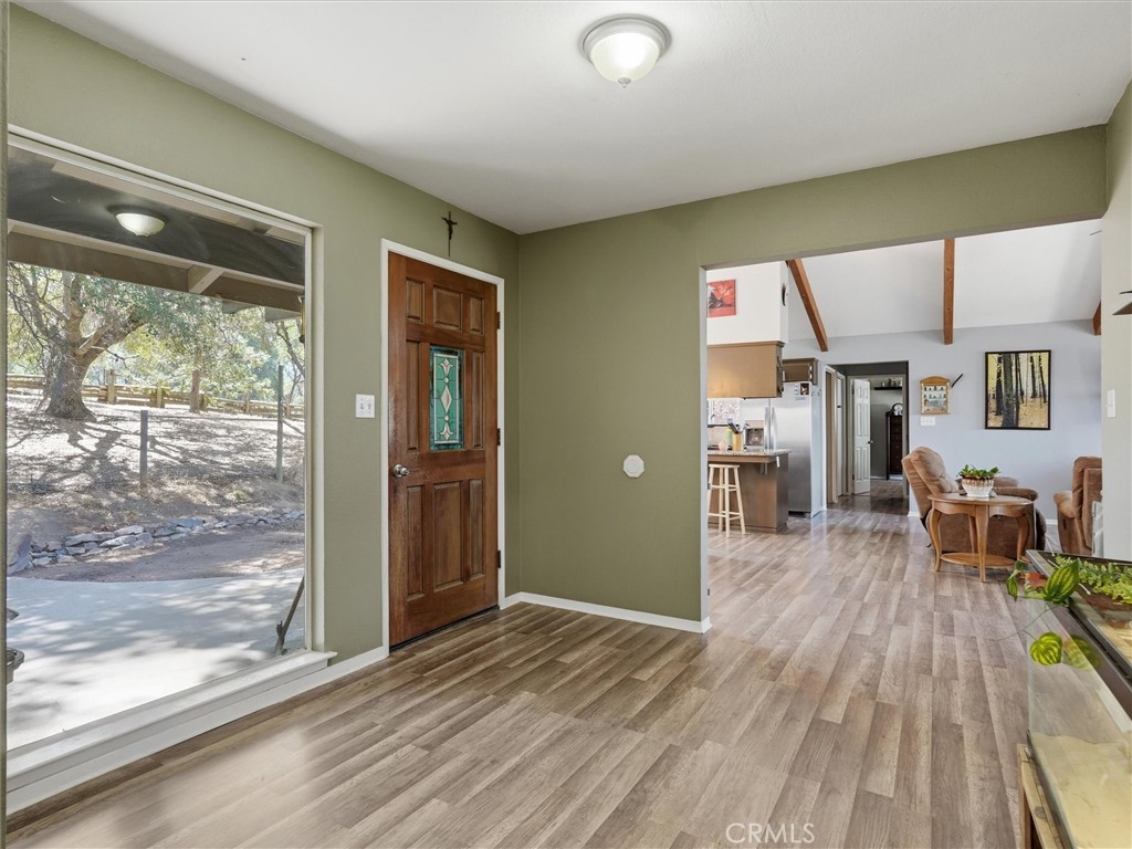 40528 Jean Road East Oakhurst, CA 93644 - Photo 8 of 42