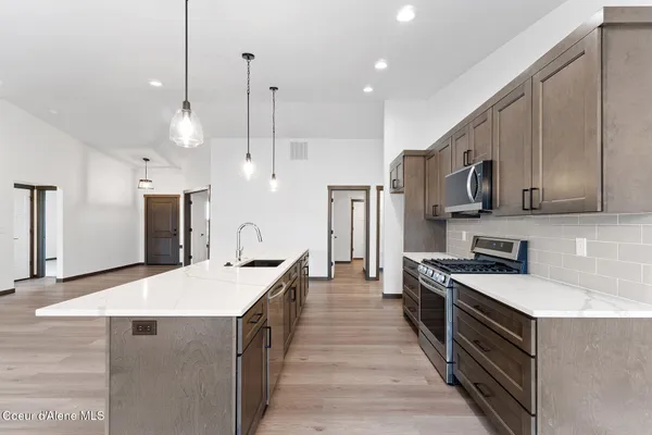 $573,900 | 8989 West Swather Avenue, Rathdrum, ID 83858