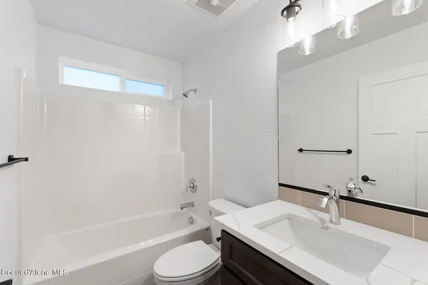 $573,900 | 8989 West Swather Avenue, Rathdrum, ID 83858