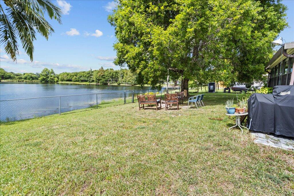 9893 Liberty Road Boca Raton, FL 33434 - Photo 17 of 20 9893 Backyard 1
