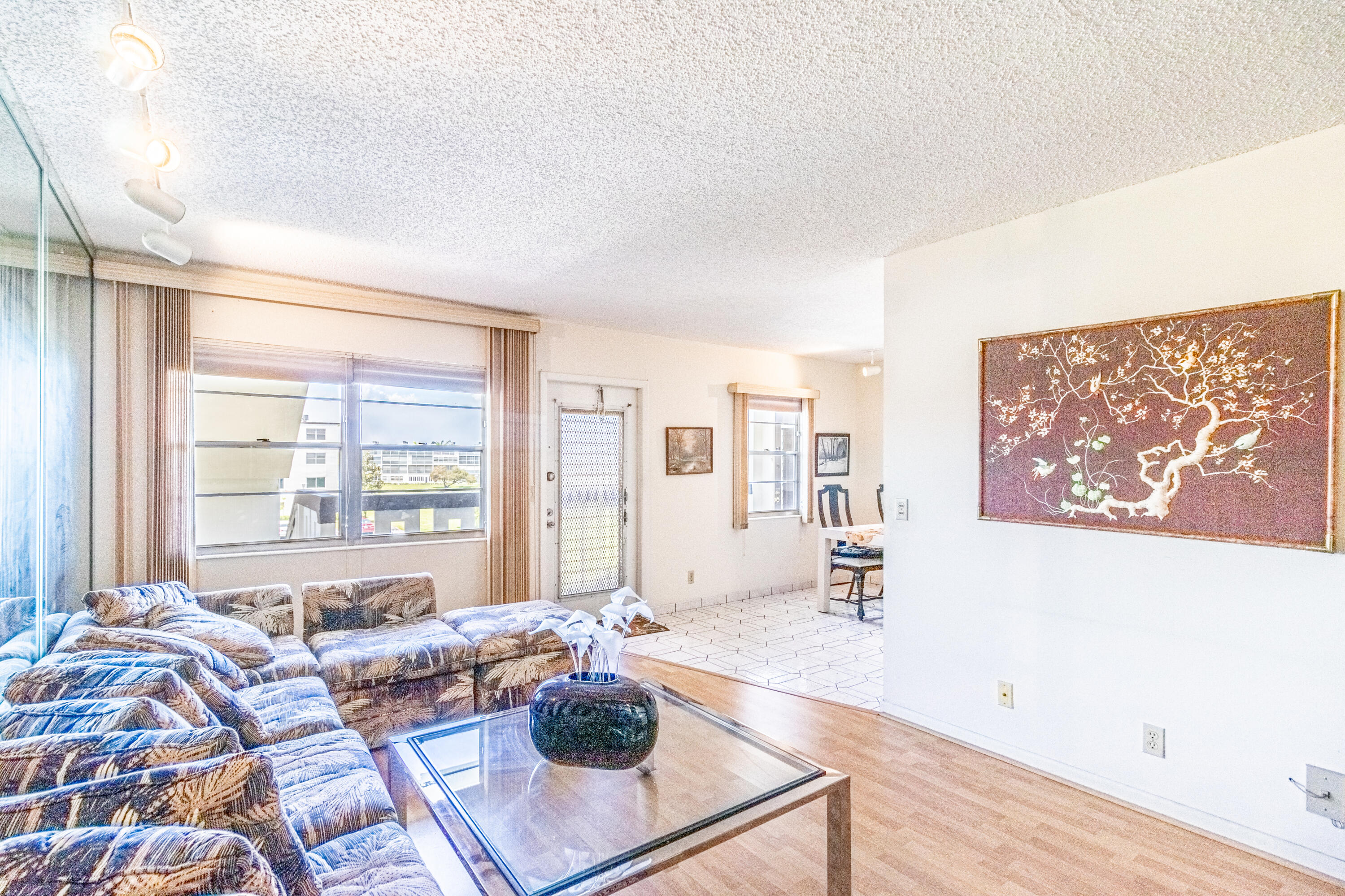 3017 Hythe A Boca Raton, FL 33434 - Photo 9 of 17 IMG_8983-HDR