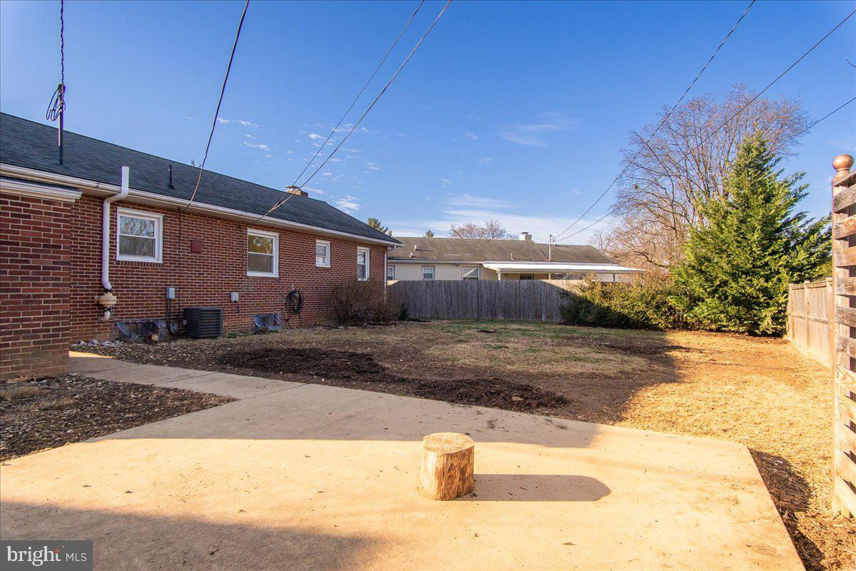 403 Delaware Road Frederick, MD 21701 - Photo 21 of 24 patio entertaining area