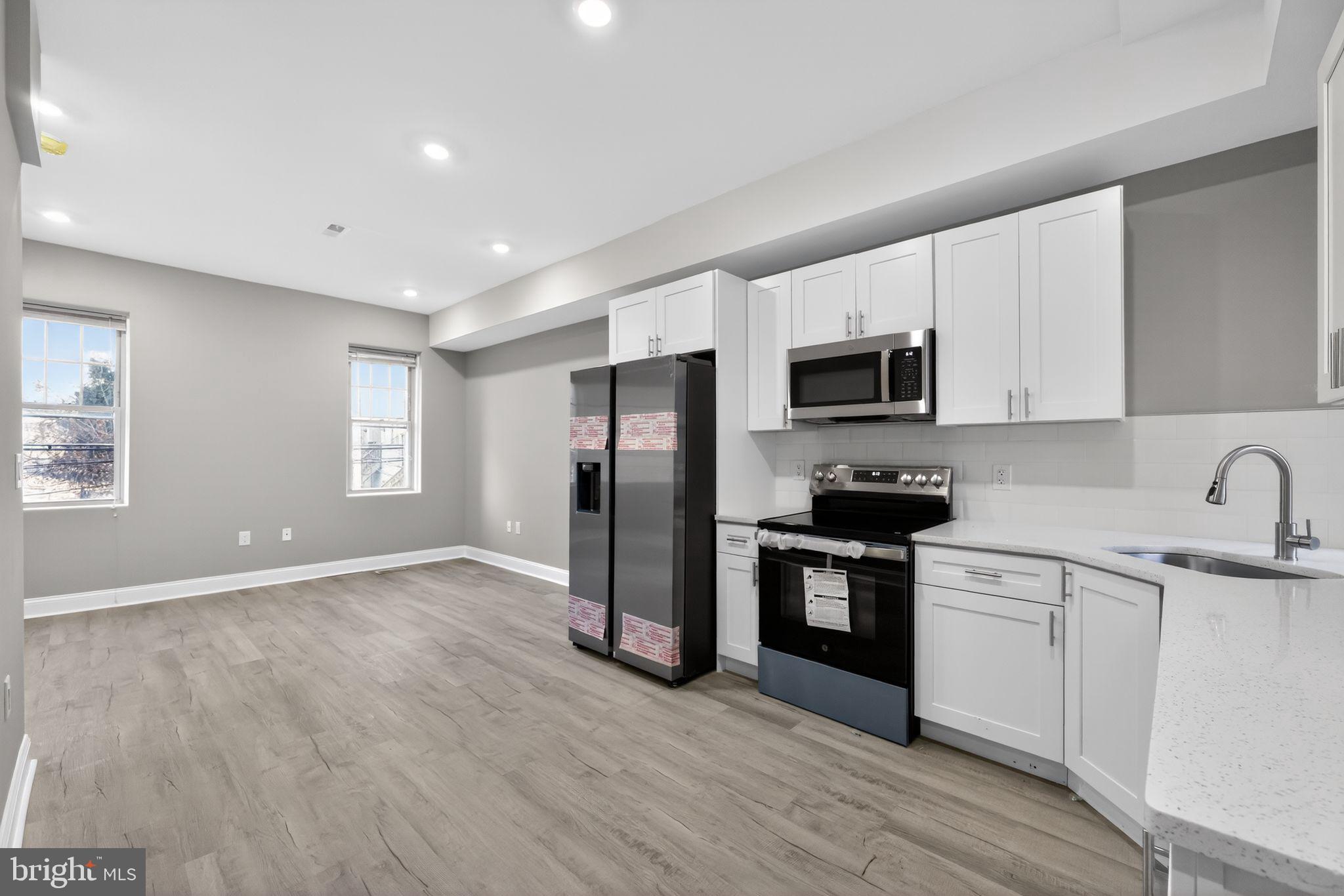 1208 West Dauphin Street, Unit 2 Philadelphia, PA 19133 - Photo 2 of 15