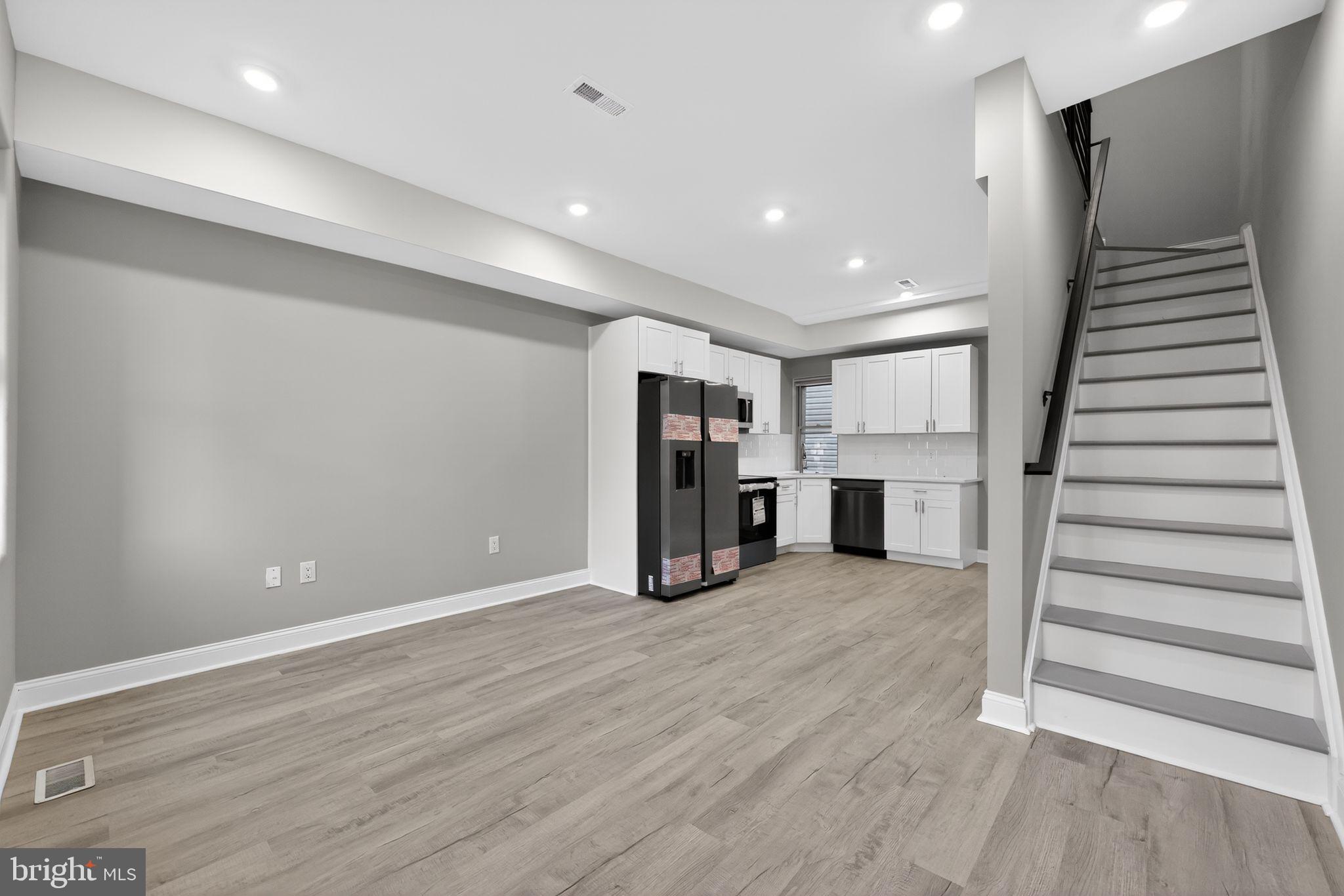 1208 West Dauphin Street, Unit 2 Philadelphia, PA 19133 - Photo 4 of 15