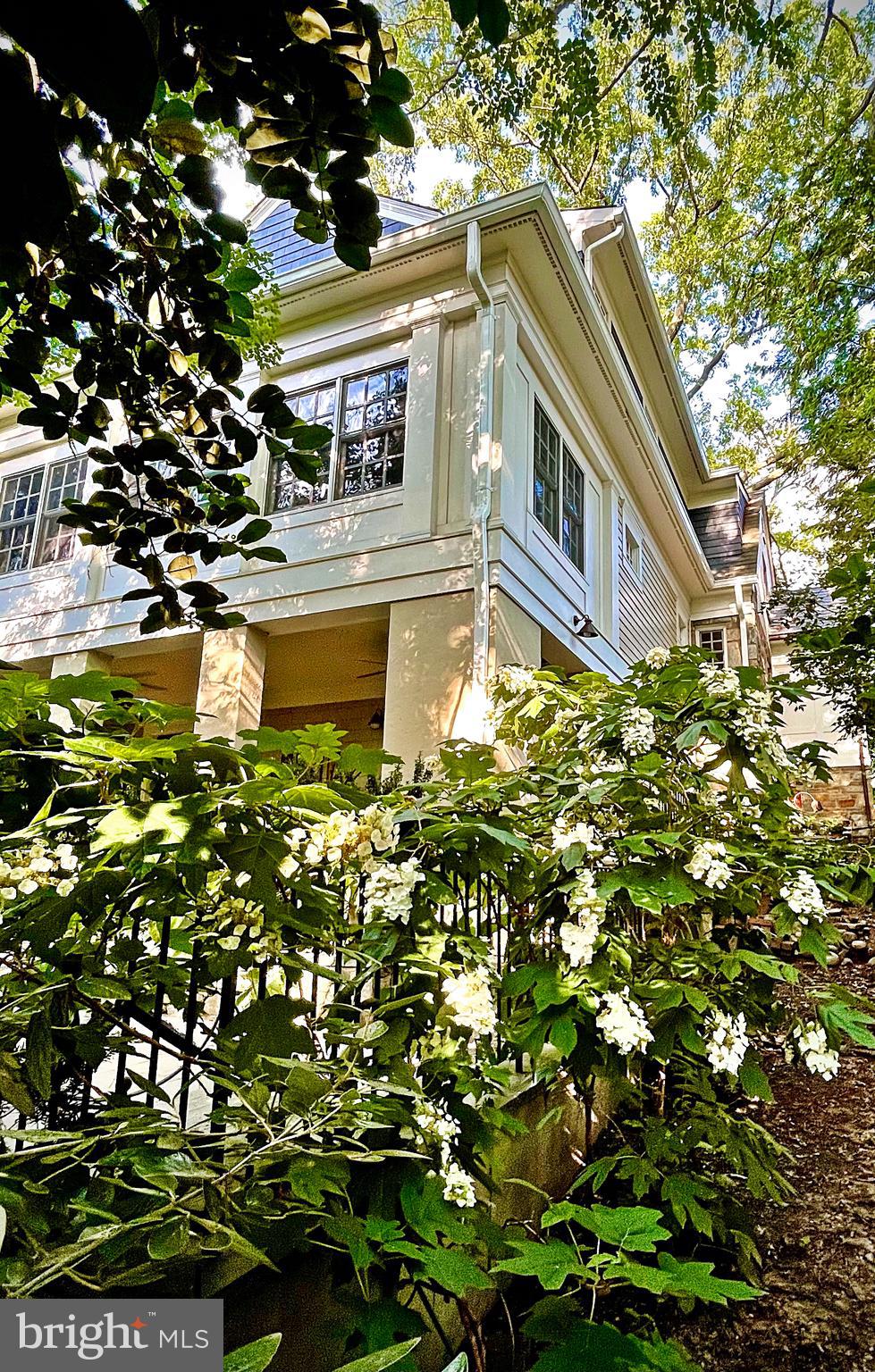 1714 South Arlington Ridge Road Arlington, VA 22202 - Photo 56 of 59 Exterior - Rear