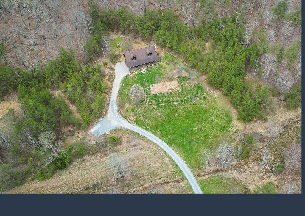 1398 Old Fox Road Irvine, KY 40336 - Photo 3 of 48 1398 2