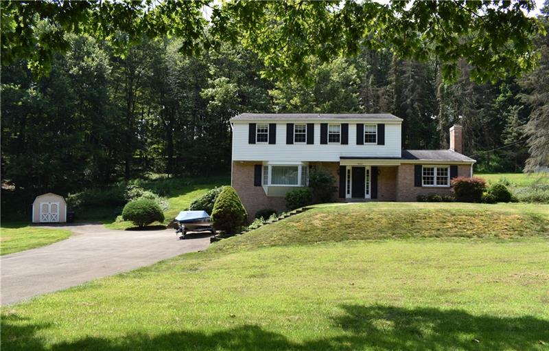 9880 Bellcrest Road Pittsburgh, PA 15237 - Photo 3 of 24