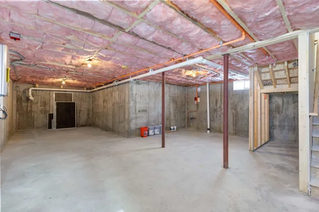 $570,000 | 33 Baxter Lane, Unit 9, Gorham, ME 04038