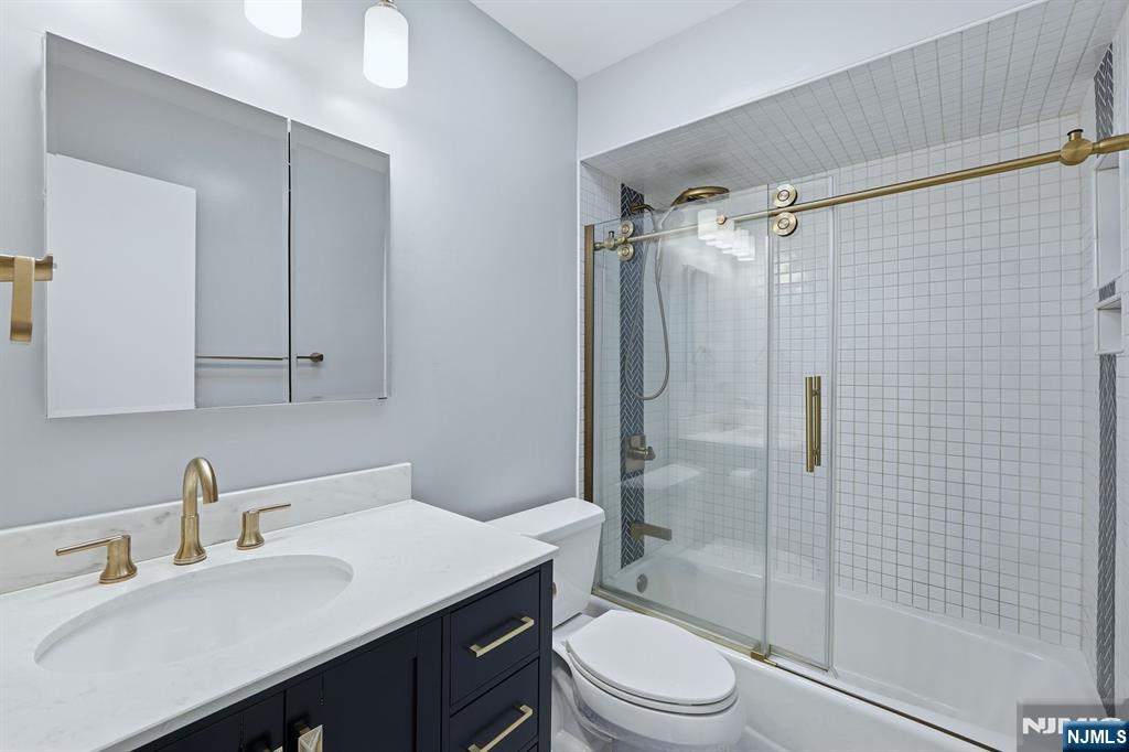 253 Park Avenue, Unit 305 Rutherford, NJ 07070 - Photo 9 of 18 Gallery Image 9