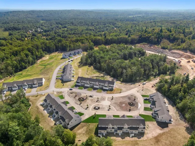 $654,900 | 59 Driftwood Circle, Unit 22, Sandown, NH 03873