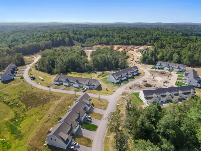 $654,900 | 59 Driftwood Circle, Unit 22, Sandown, NH 03873