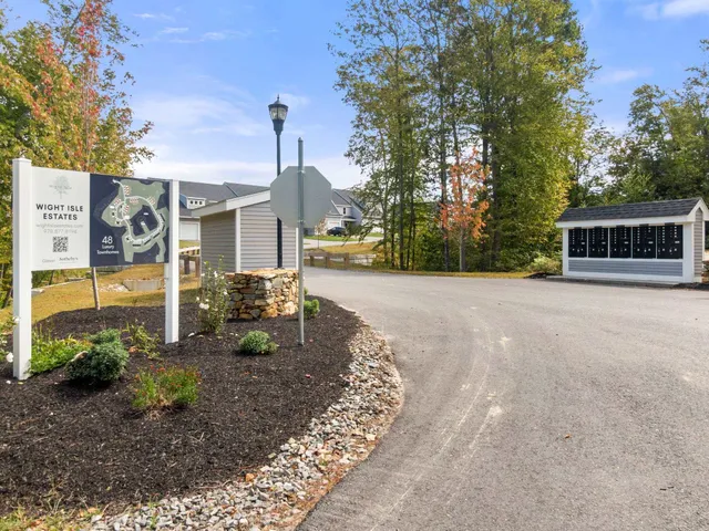 $654,900 | 59 Driftwood Circle, Unit 22, Sandown, NH 03873
