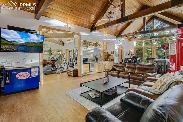 a view of sitting area