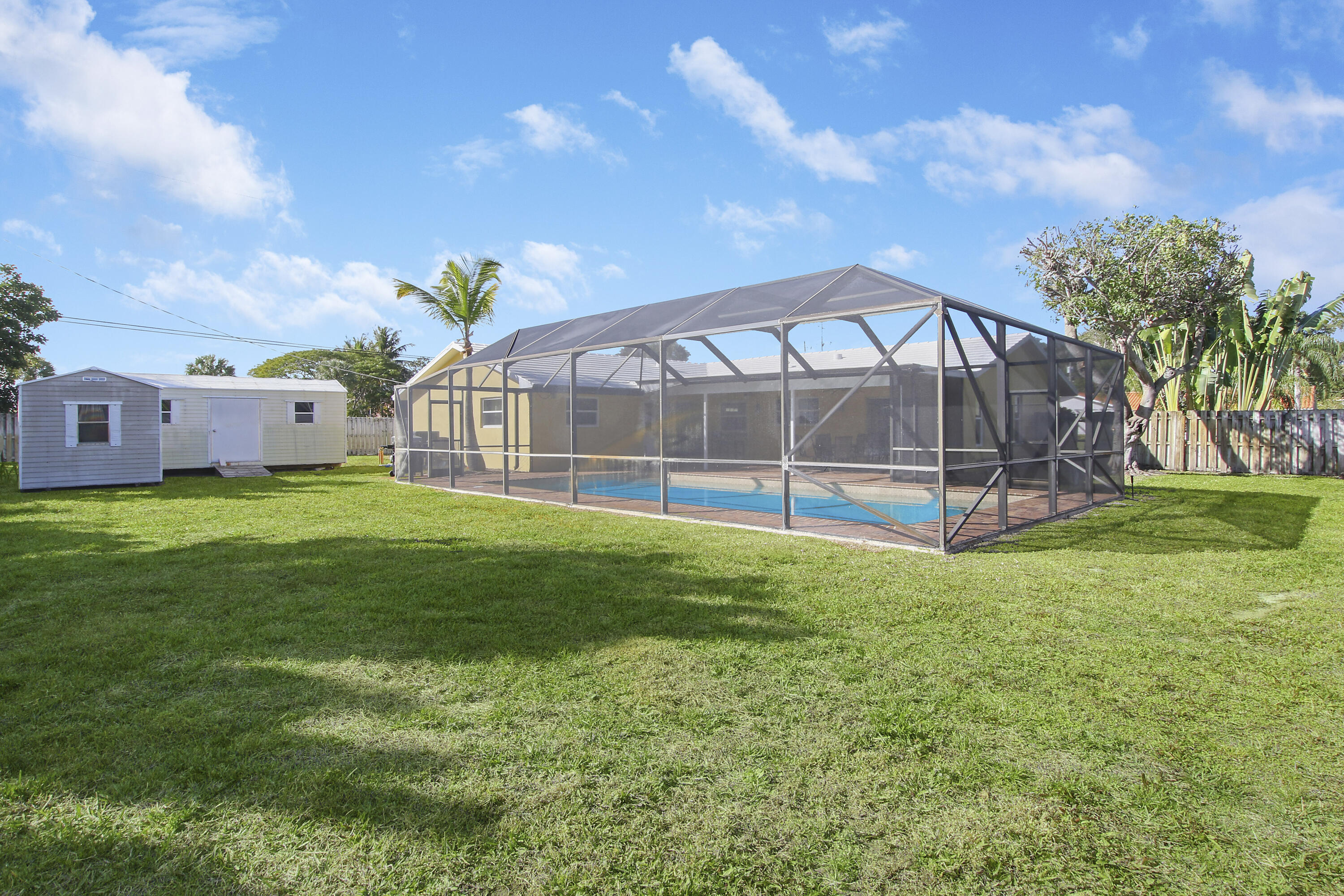 2480 Windsor Road Palm Beach Gardens, FL 33410 - Photo 34 of 44 Back Yard 2