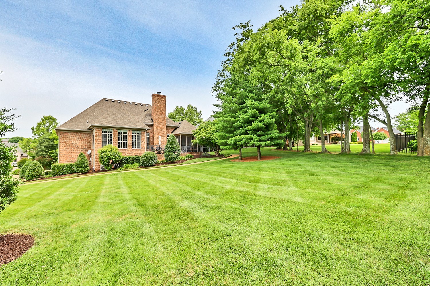 423 Ridgecrest Lane Lebanon, TN 37087 - Photo 50 of 65 a front view of house with yard and green space