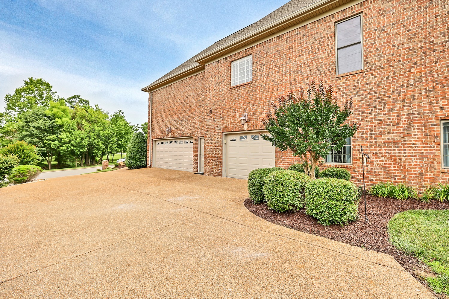 423 Ridgecrest Lane Lebanon, TN 37087 - Photo 60 of 65 a front view of a house with a yard and garage