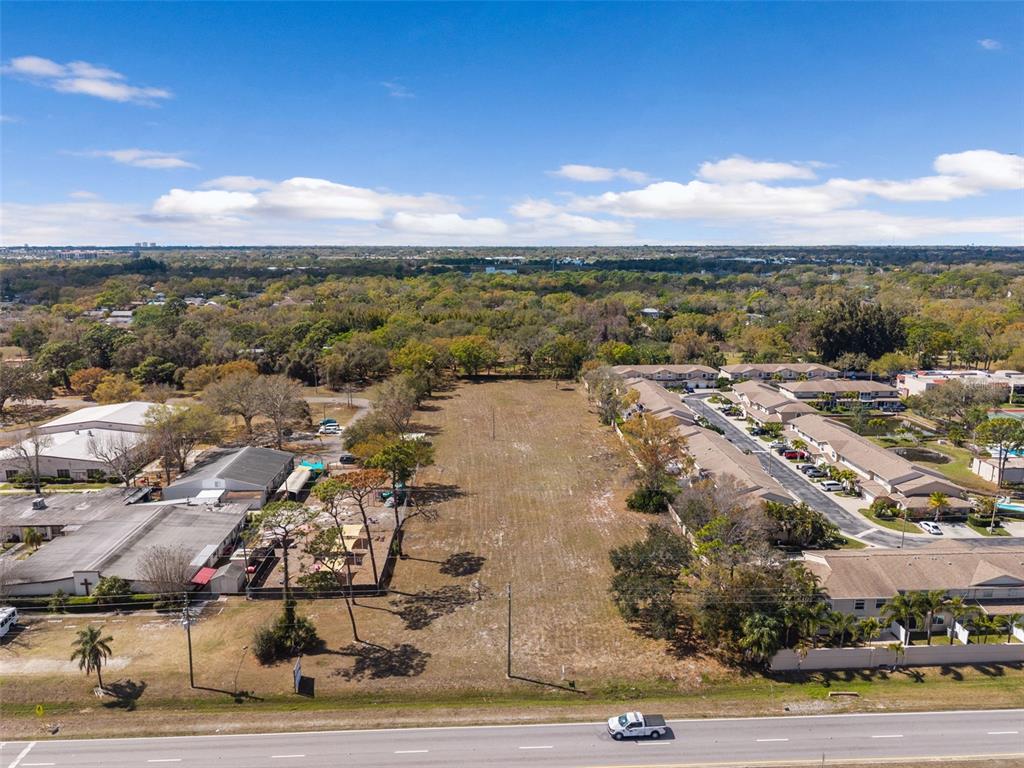 9530 Starkey Road Seminole, FL 33777 - Photo 2 of 20