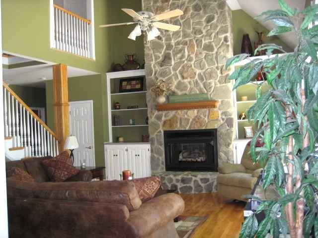 221 Rivendell Drive Pelzer, SC 29669 - Photo 3 of 25 Gallery Image 3