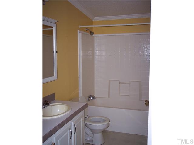419 Falcon Run Middlesex, NC 27557 - Photo 21 of 24 Hall Bath