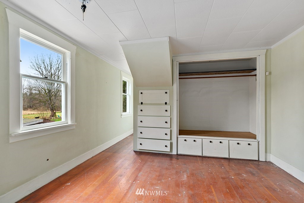 2620 Callow Road Lake Stevens, WA 98258 - Photo 12 of 25 a view of an empty room with a window