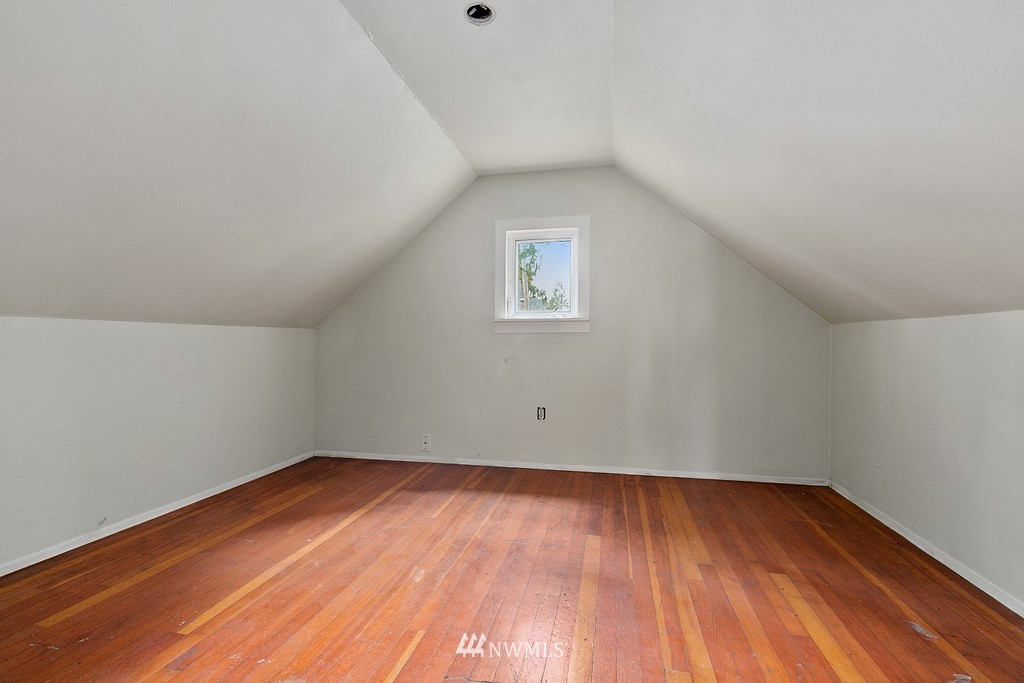 2620 Callow Road Lake Stevens, WA 98258 - Photo 16 of 25 a view of empty room with wooden floor