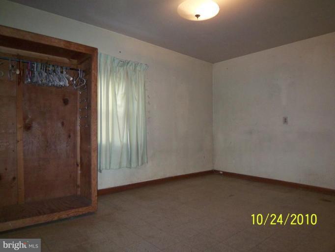 Bedroom #1
