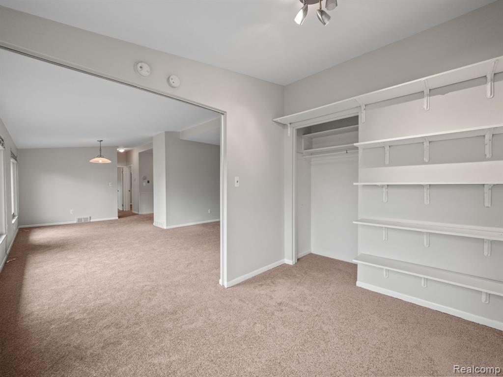 1195 Derby Road, Unit 8 Birmingham, MI 48009 - Photo 13 of 32