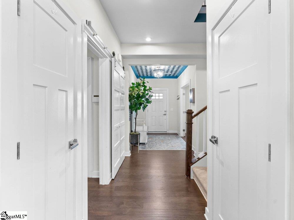 216 Edwin Ellis Drive Greer, SC 29651 - Photo 4 of 48