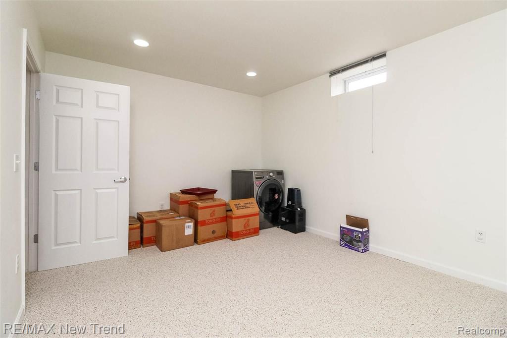 24319 Homestead Court Novi, MI 48374 - Photo 38 of 48