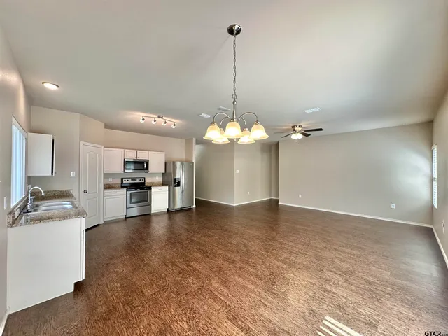 $1,750 | 5828 Deauville Street, Tyler, TX 75704