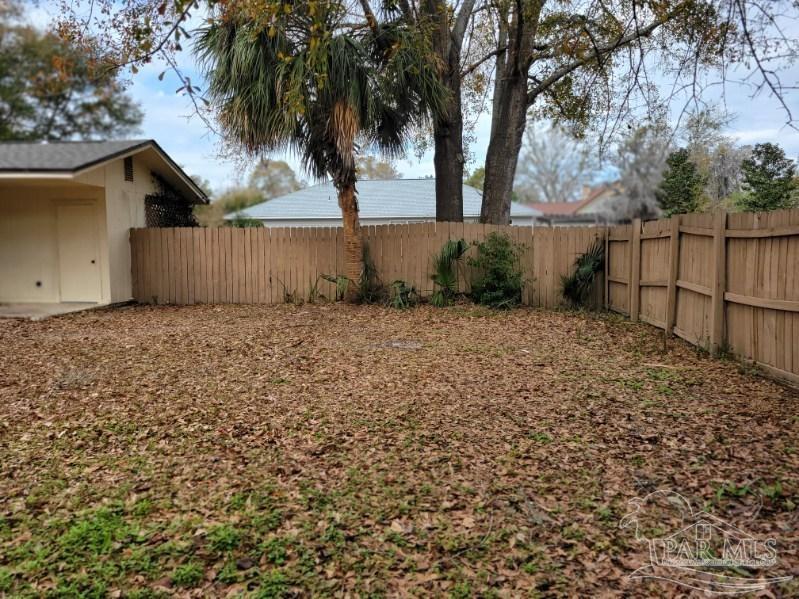 5376 Conecuh Street Milton, FL 32570 - Photo 3 of 11