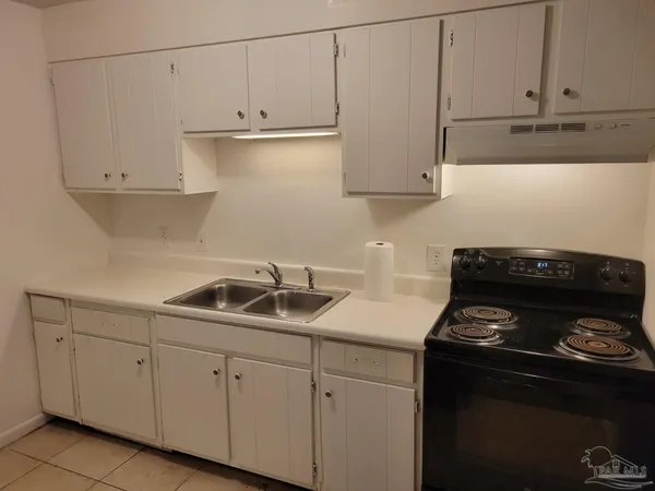 $1,400 | 5376 Conecuh Street, Milton, FL 32570