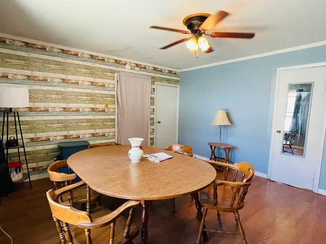 $160,000 | 1215 East Main Street, Streator, IL 61364