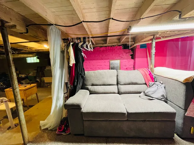 $160,000 | 1215 East Main Street, Streator, IL 61364