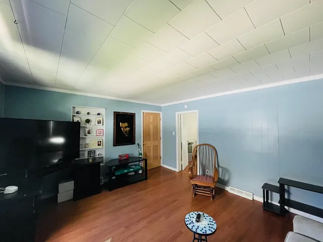 $160,000 | 1215 East Main Street, Streator, IL 61364