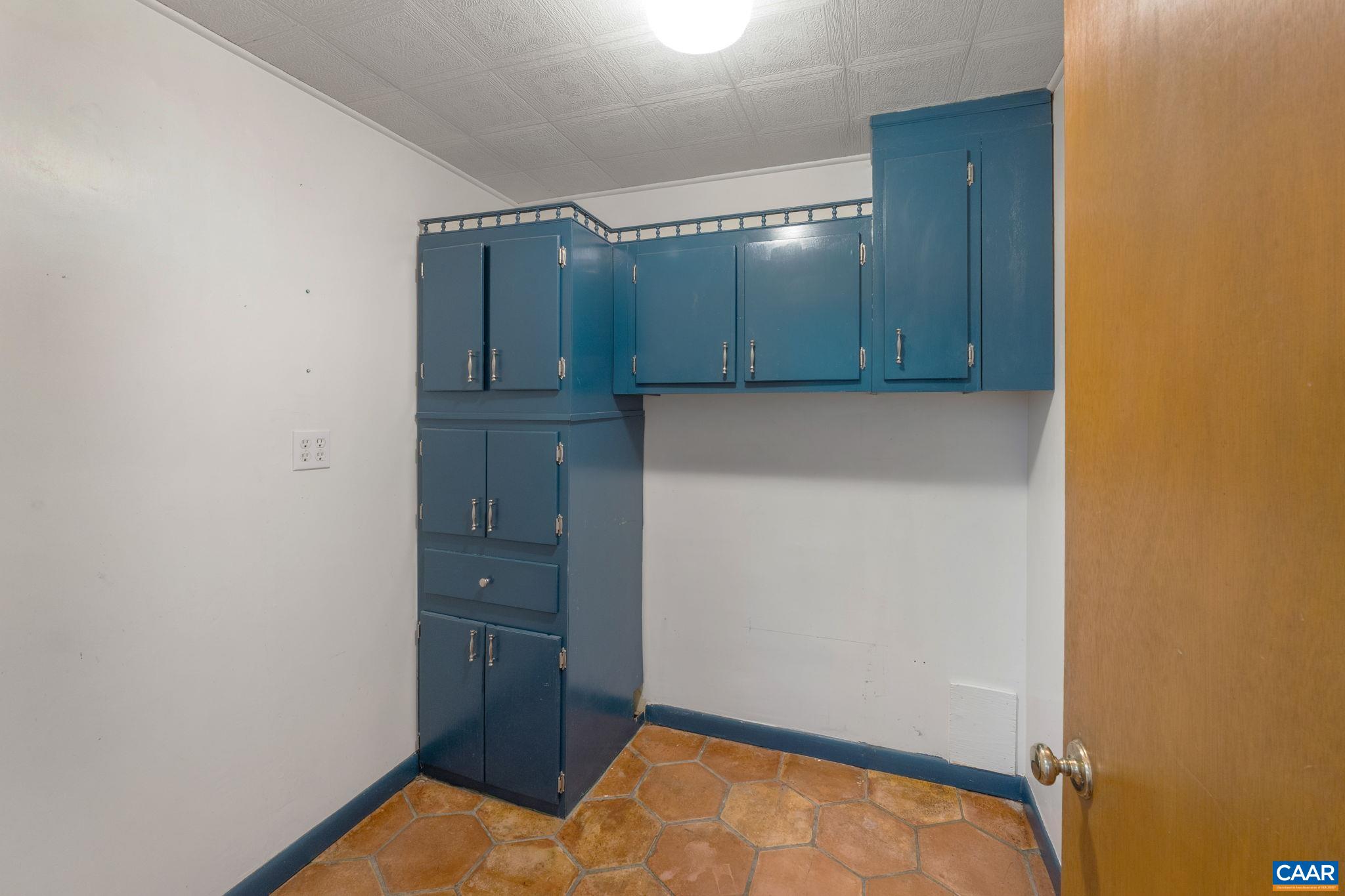 2809 Northfield Road Charlottesville, VA 22901 - Photo 19 of 44 Pantry
