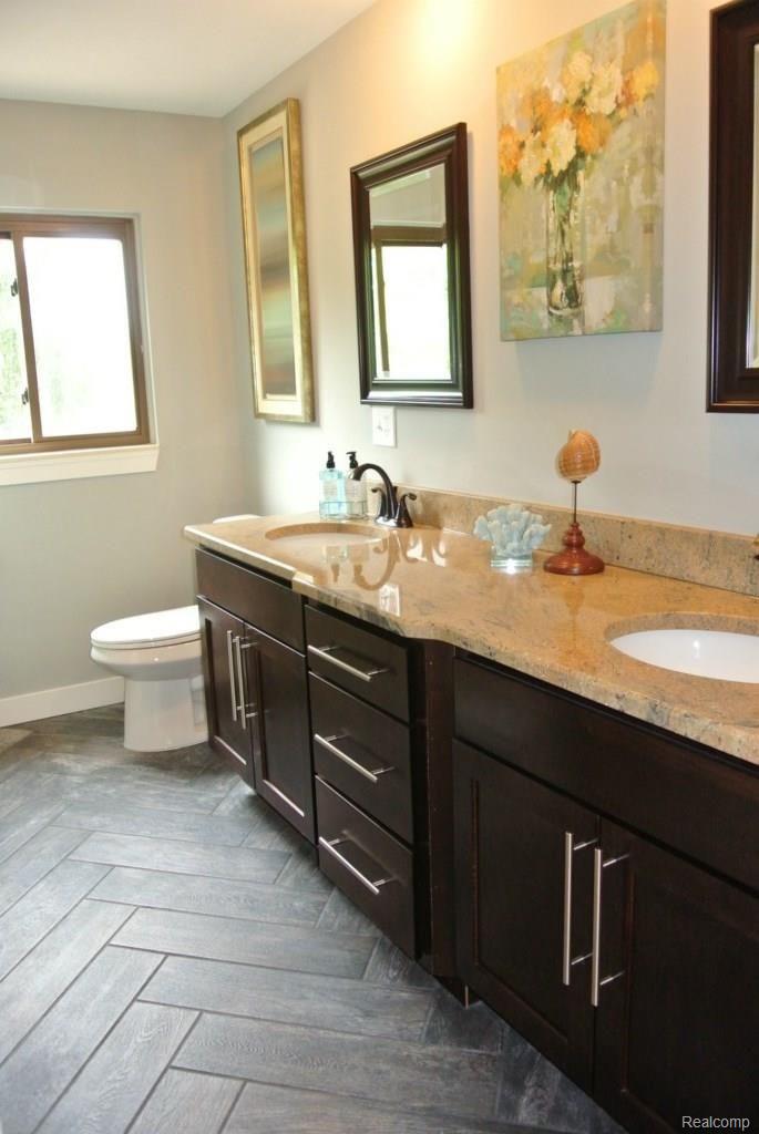 39709 Coronation Road Canton, MI 48188 - Photo 19 of 33 DSC_3298.jpg