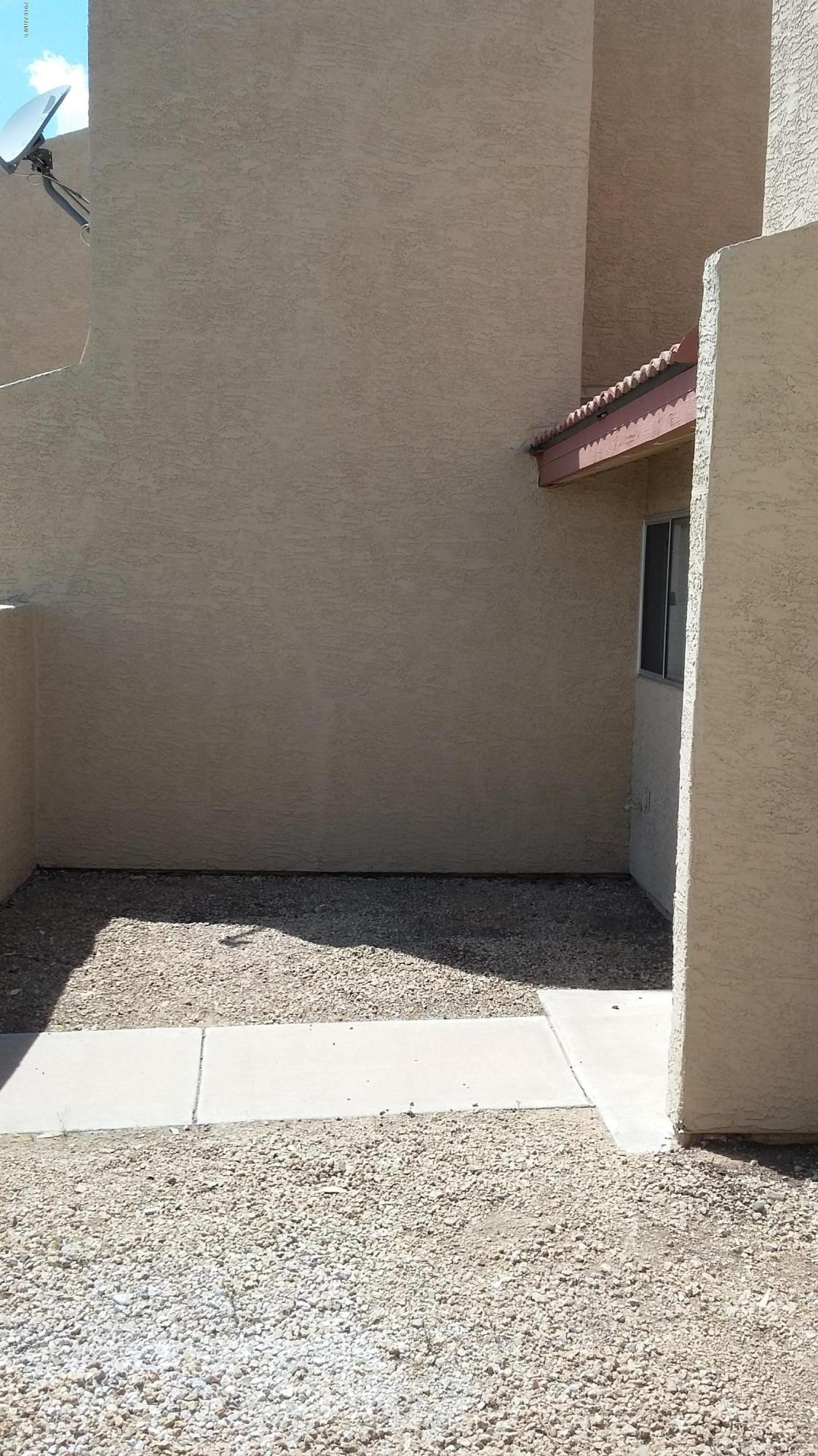 4147 West Boca Raton Road Phoenix, AZ 85053 - Photo 8 of 10 Pictures (26)