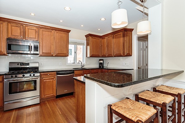 22 Squanto Road Quincy, MA 02169 - Photo 5 of 19 Gallery Image 5