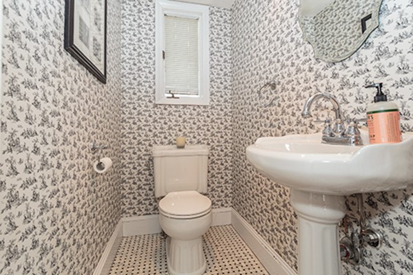 22 Squanto Road Quincy, MA 02169 - Photo 8 of 19 Gallery Image 8