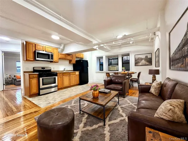 $1,850 | 10 Nosband Avenue, Unit 1G, White Plains, NY 10605