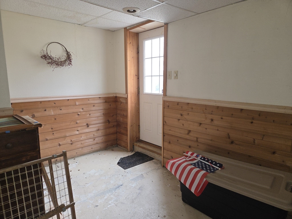 21 Bolton Street Worcester, MA 01604 - Photo 12 of 15