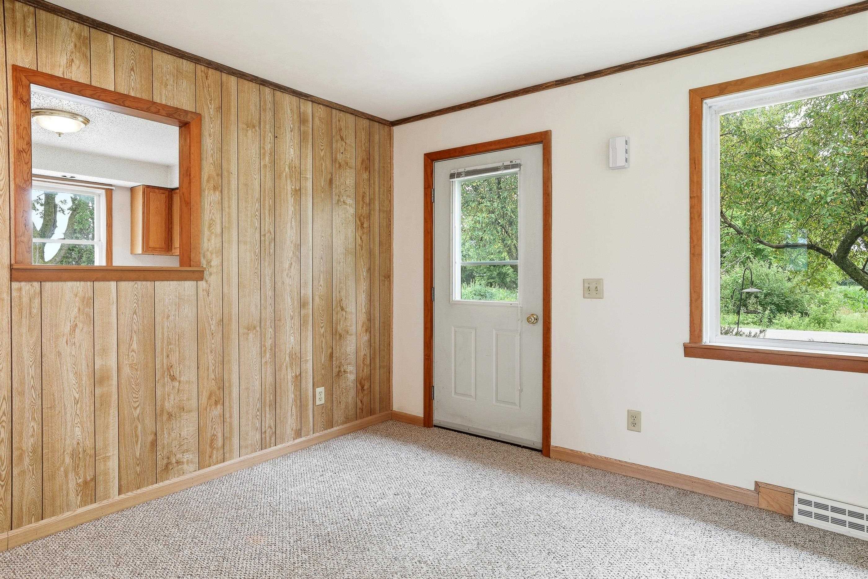 1815 Ellis Road Custer, WI 54423 - Photo 4 of 40