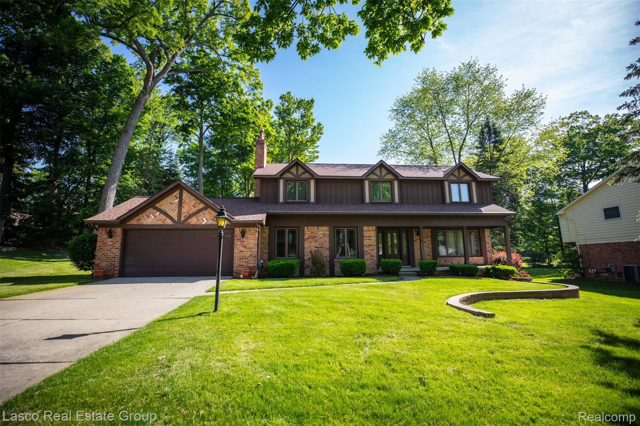 6343 Kings Pointe Road Grand Blanc, MI 48439 - Photo 32 of 44 BPF_8697.jpg