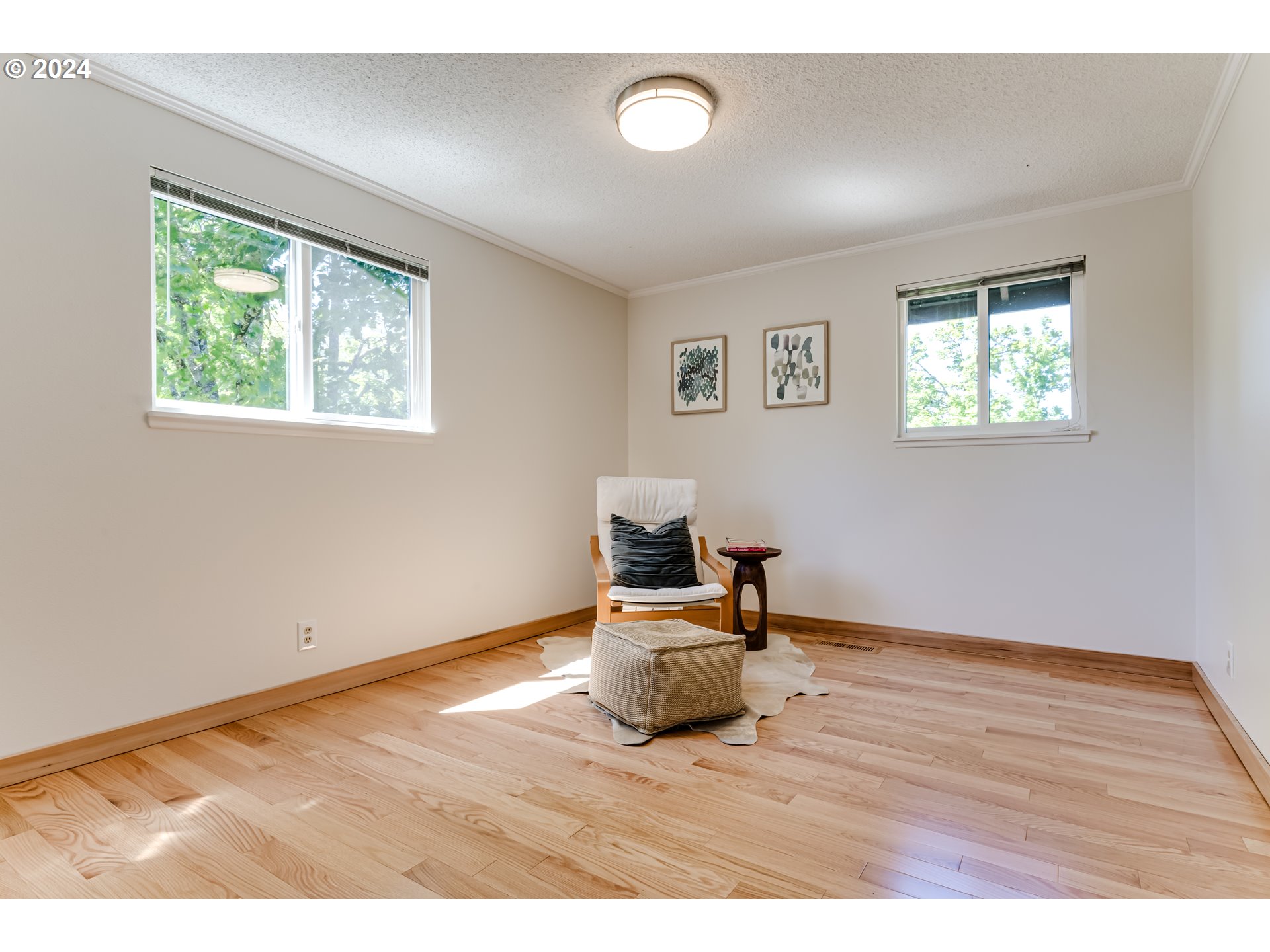 2272 Ridgeway Drive Eugene, OR 97401 - Photo 14 of 24 Gallery Image 14
