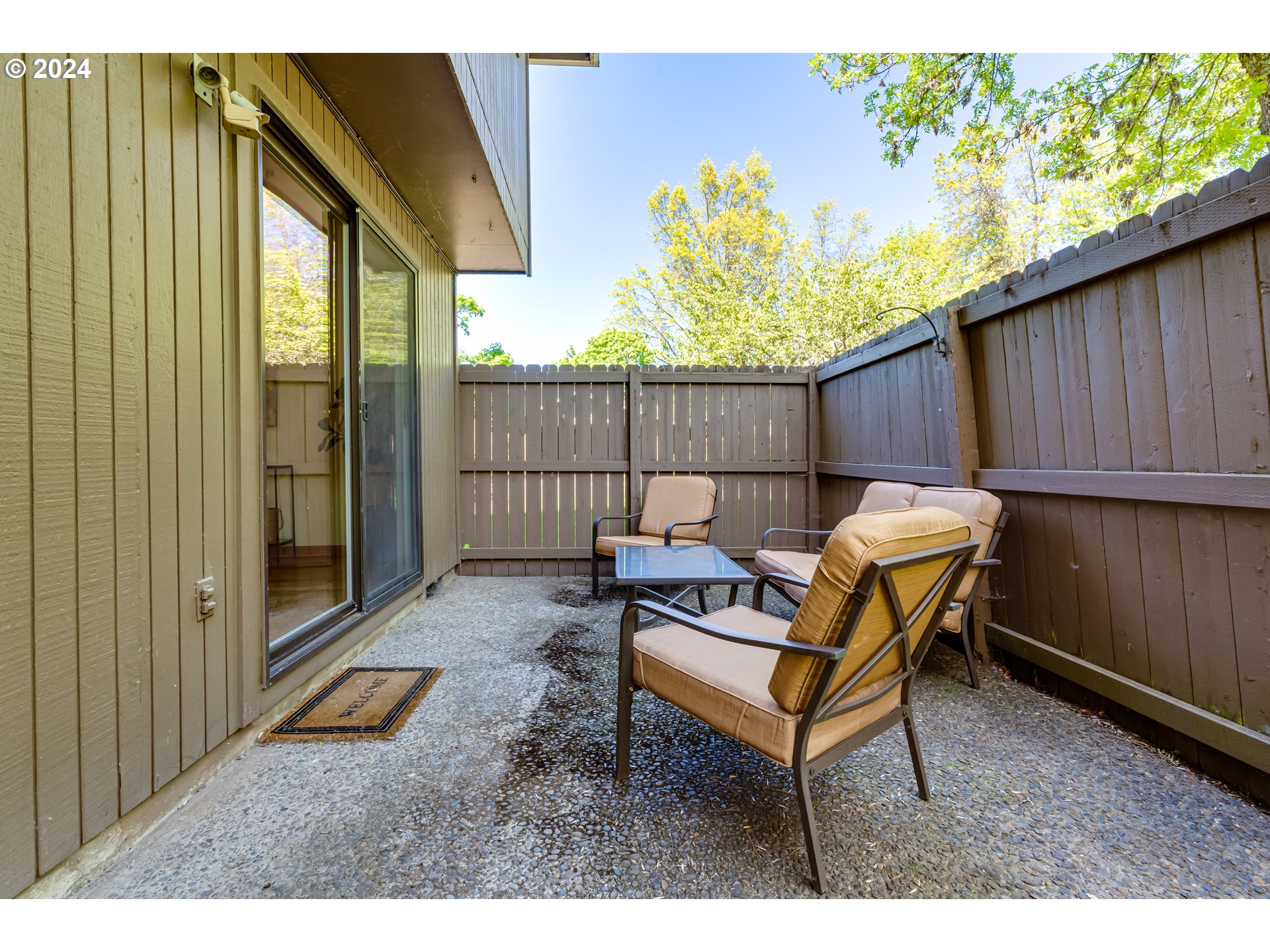 2272 Ridgeway Drive Eugene, OR 97401 - Photo 21 of 24 Gallery Image 21