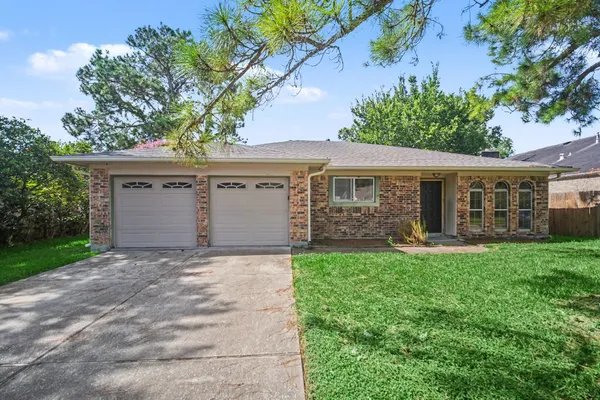 $259,900 | 16463 Hickory Knoll Drive, Houston, TX 77059