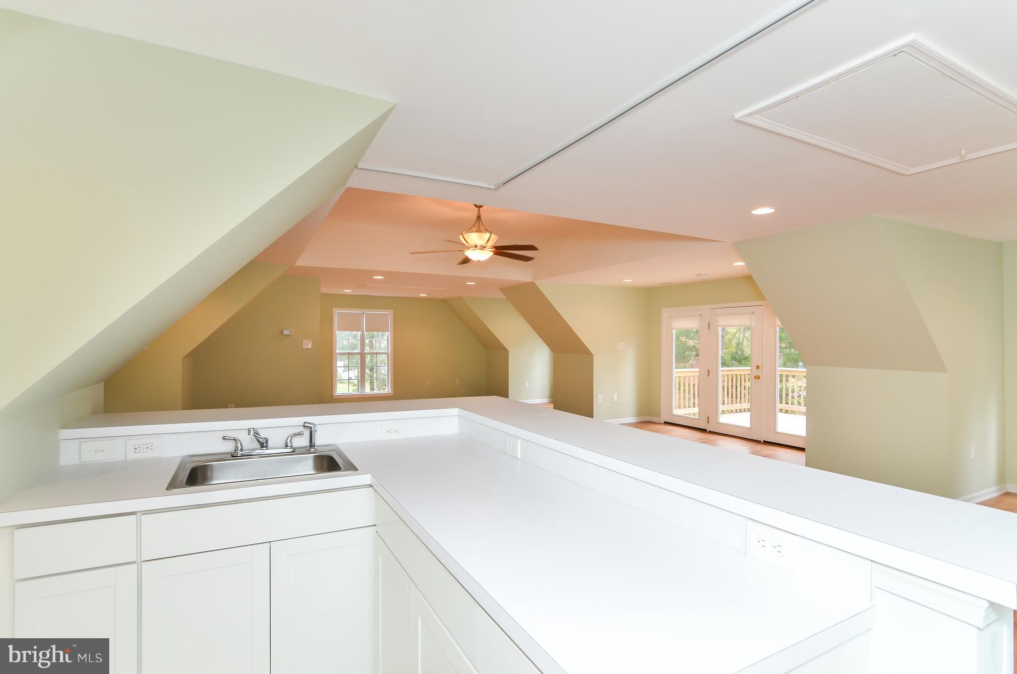 394 Rolando Drive Colonial Beach, VA 22443 - Photo 15 of 25 Kitchen