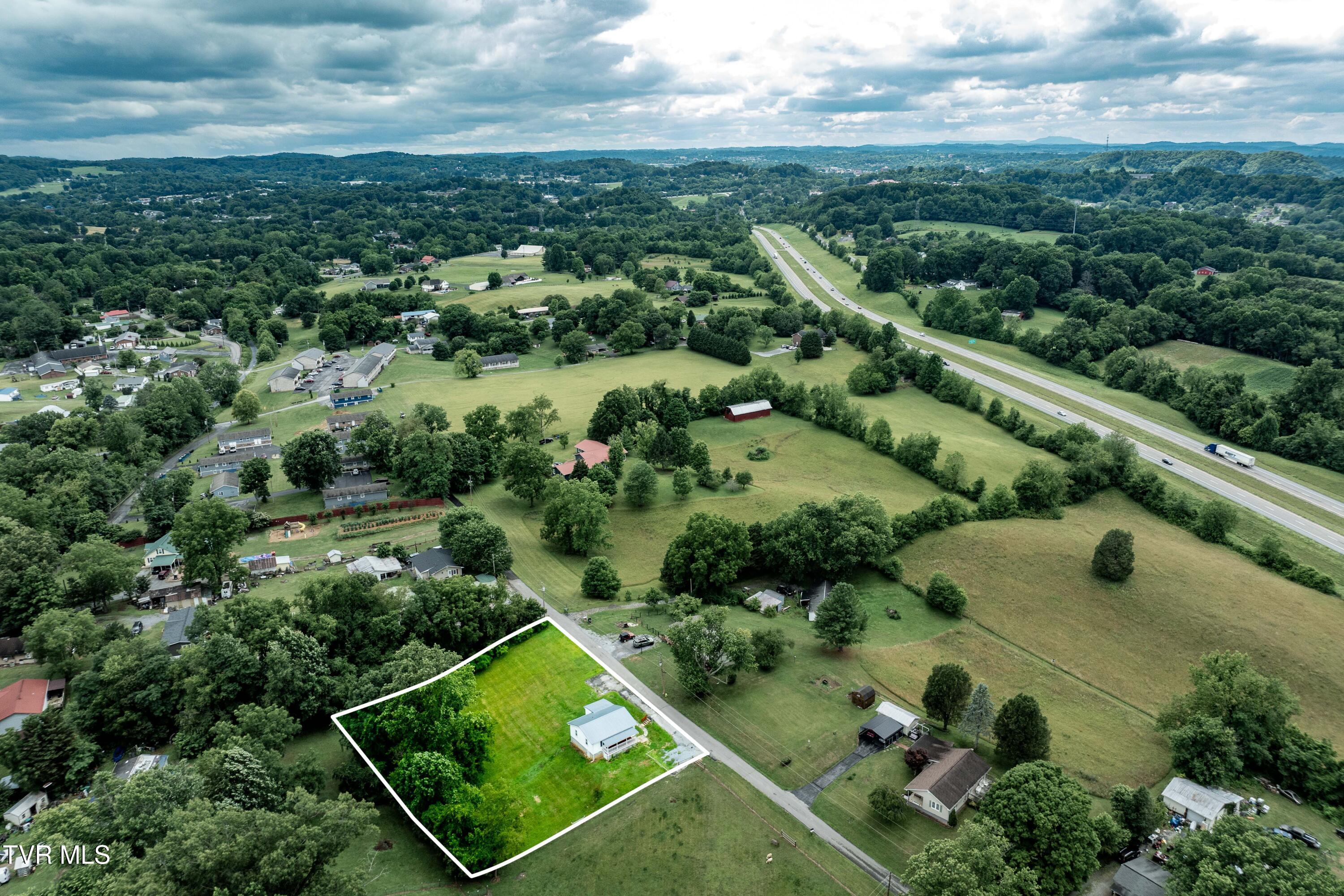 147 Fox Road Johnson City, TN 37601 - Photo 51 of 59 147 Fox road (5 of 59)